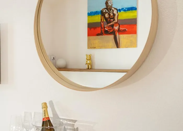 Flaviart Rum i privatbostad Olbia